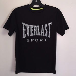 3/$15 NWOT  |  Everlast Sport T-shirt